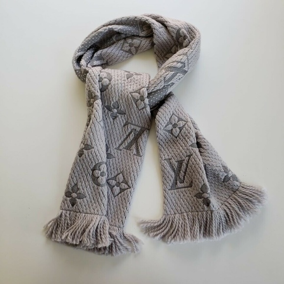 light grey lv scarf